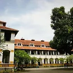 Amaris Simpang Lima